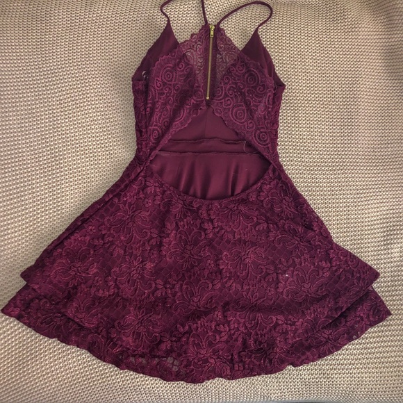 V-Neck Red Lace Dress w/ Open Back - Picture 3 of 6